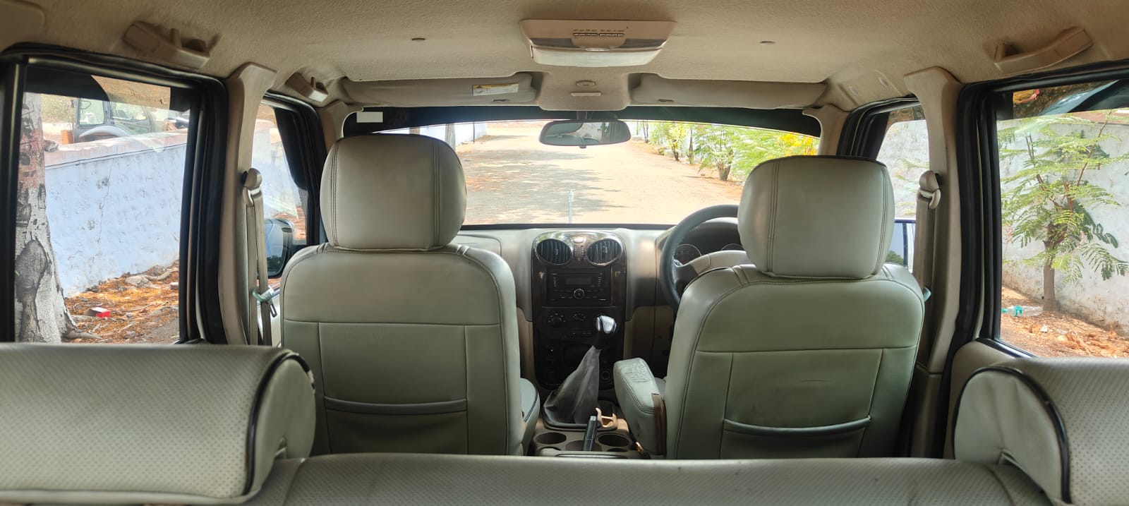 Mahindra Scorpio - Image 13