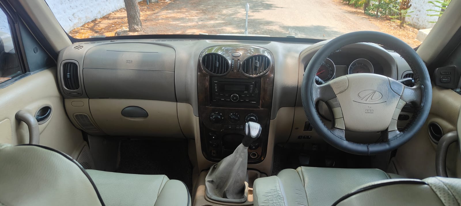 Mahindra Scorpio - Image 11