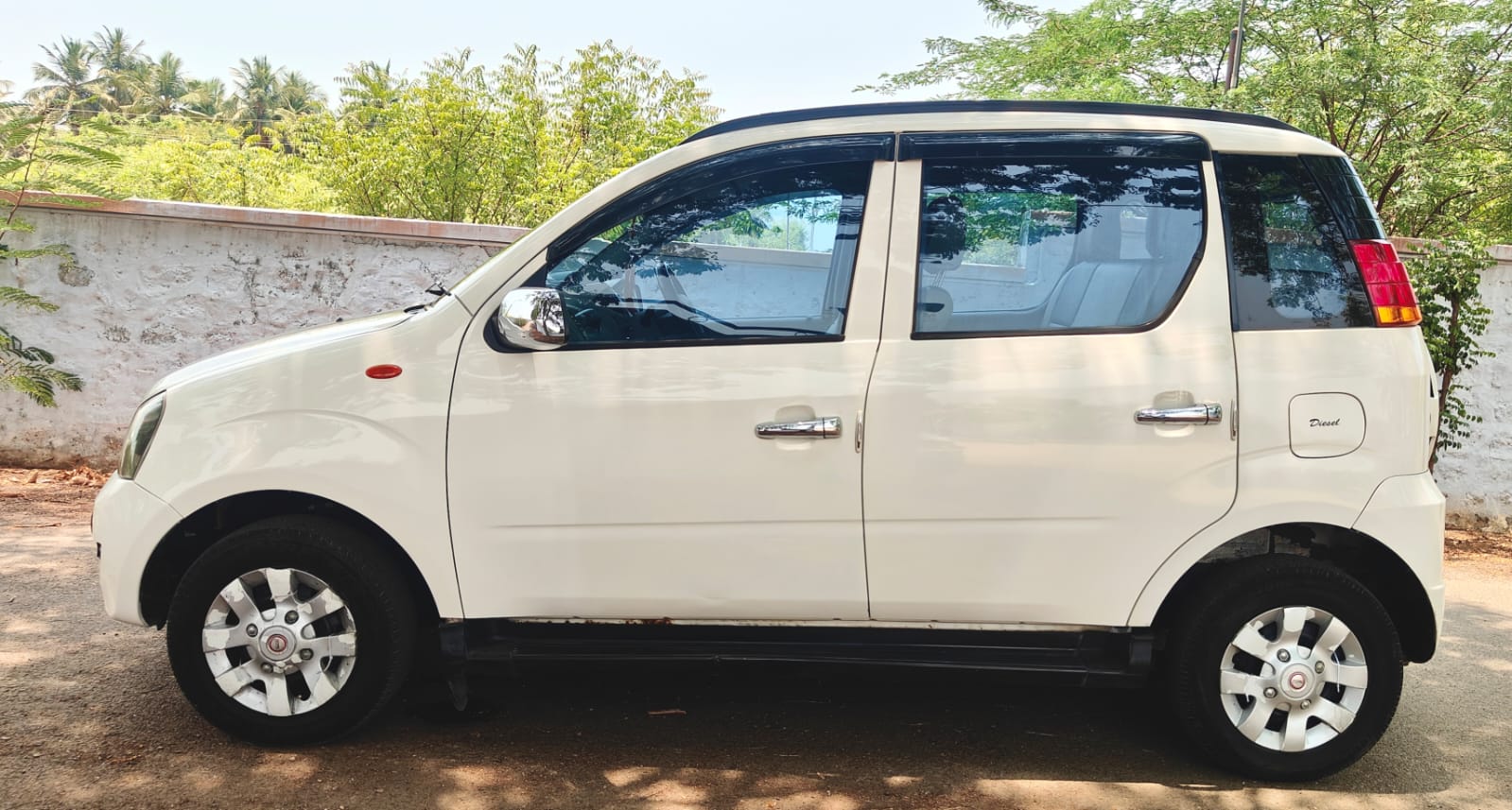 Mahindra Quanto - Image 3