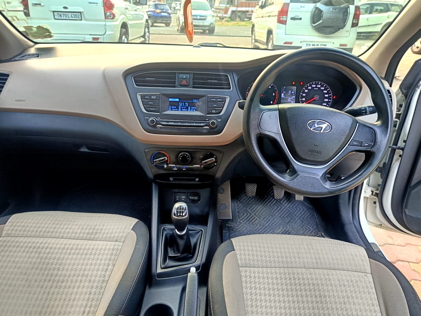 Hyundai i20 - Image 10