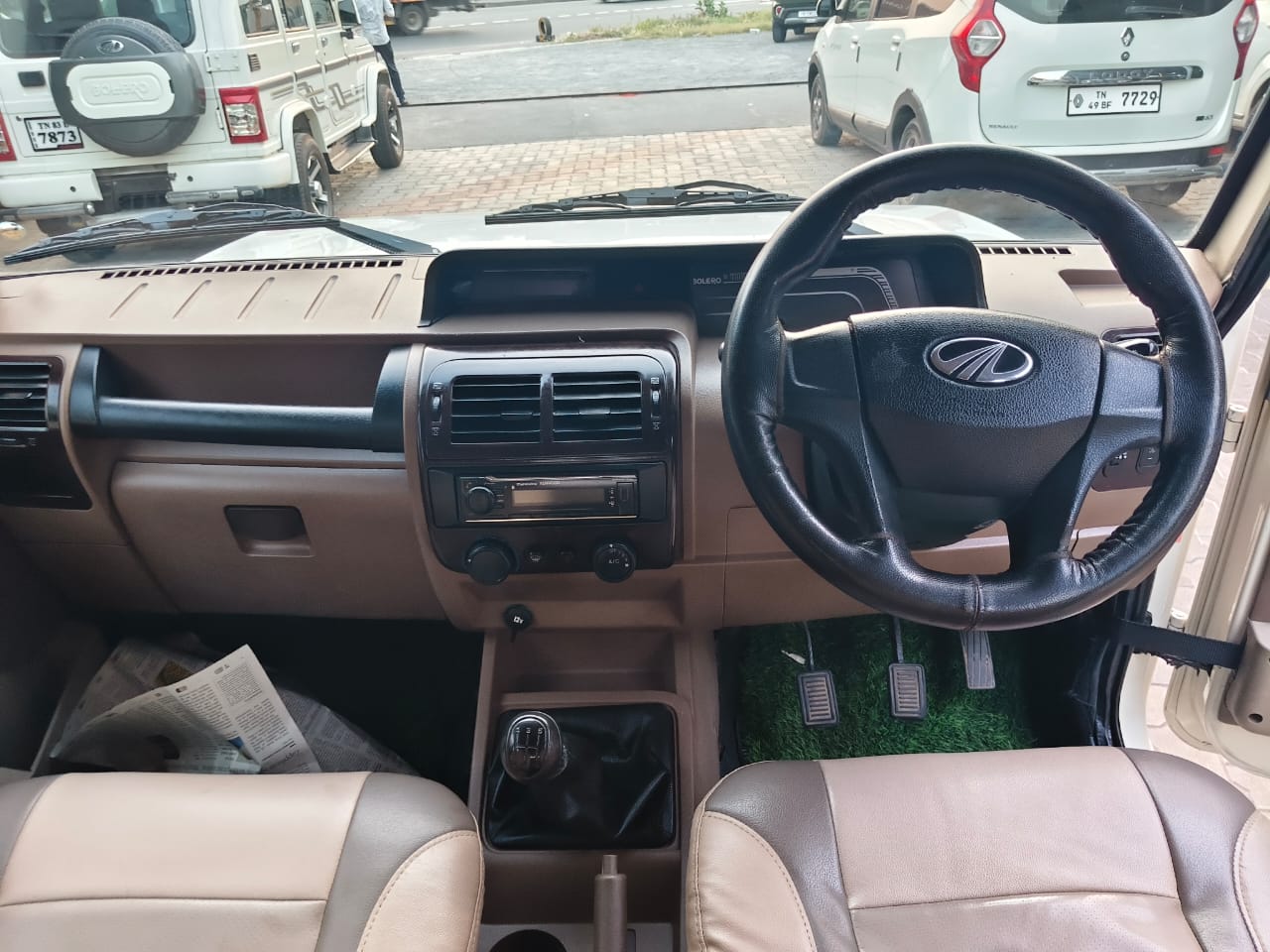 Mahindra Bolero