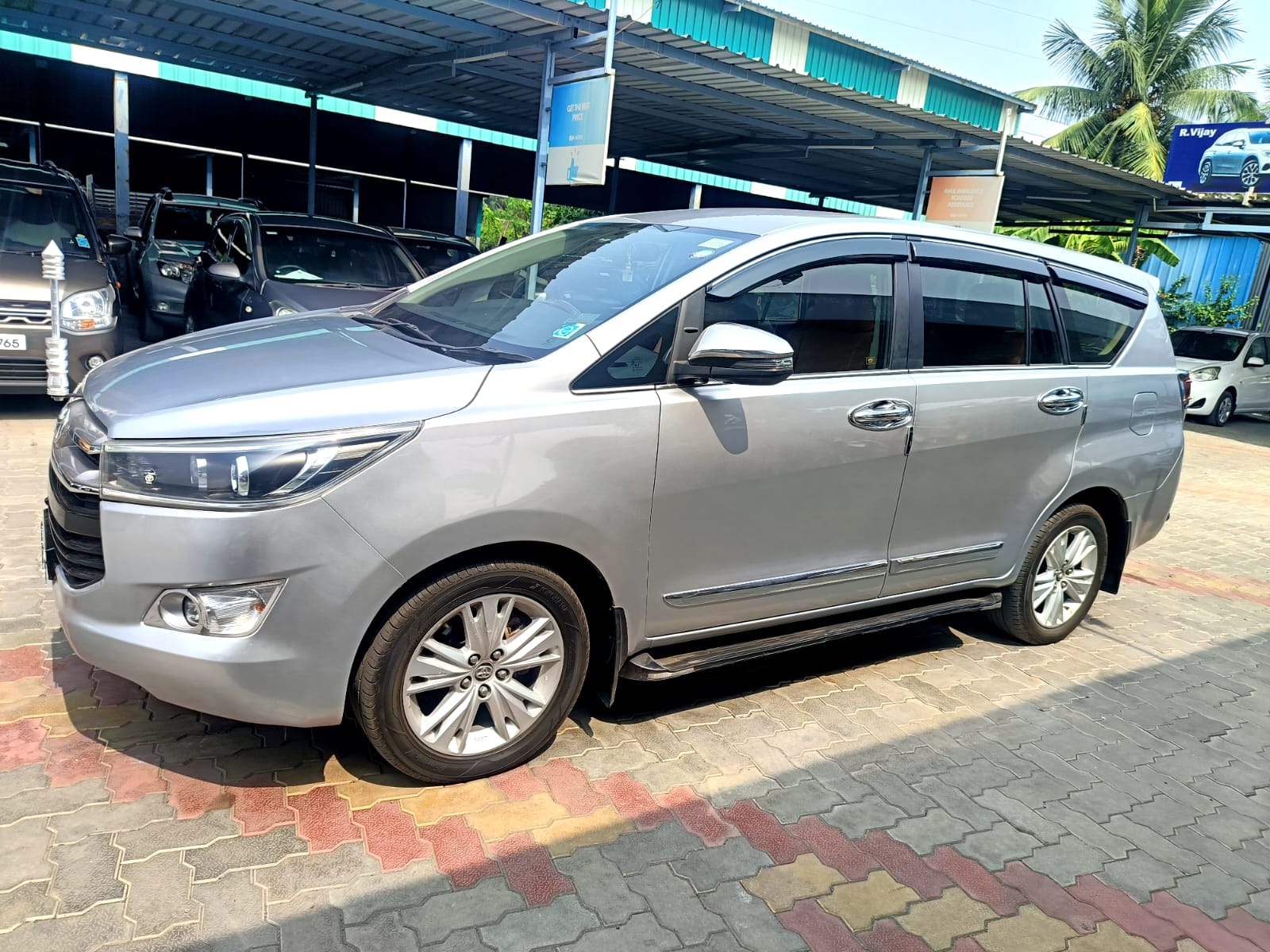 Toyota Innova - Image 63