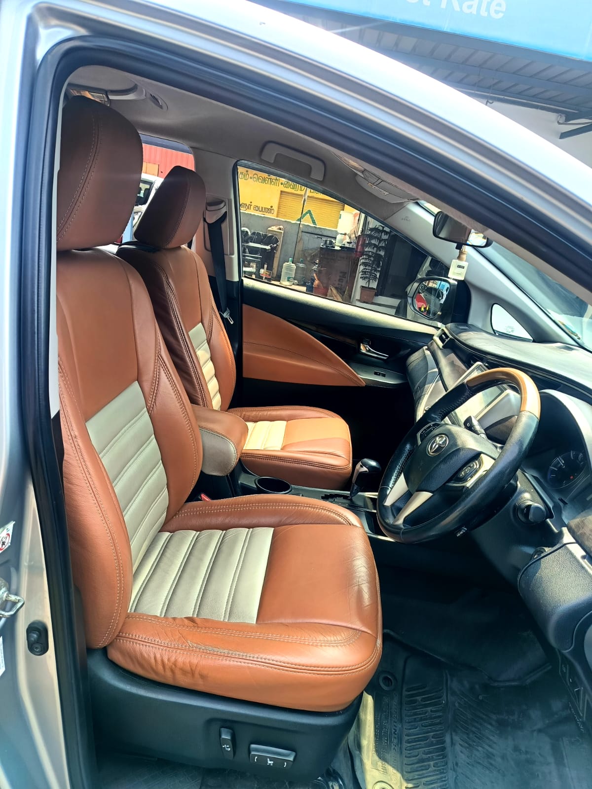 Toyota Innova - Image 56