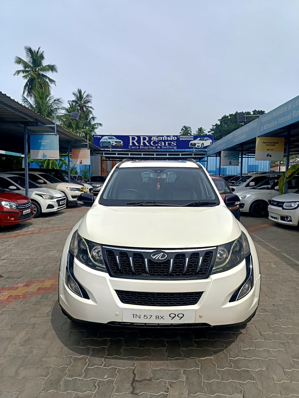 Mahindra XUV500