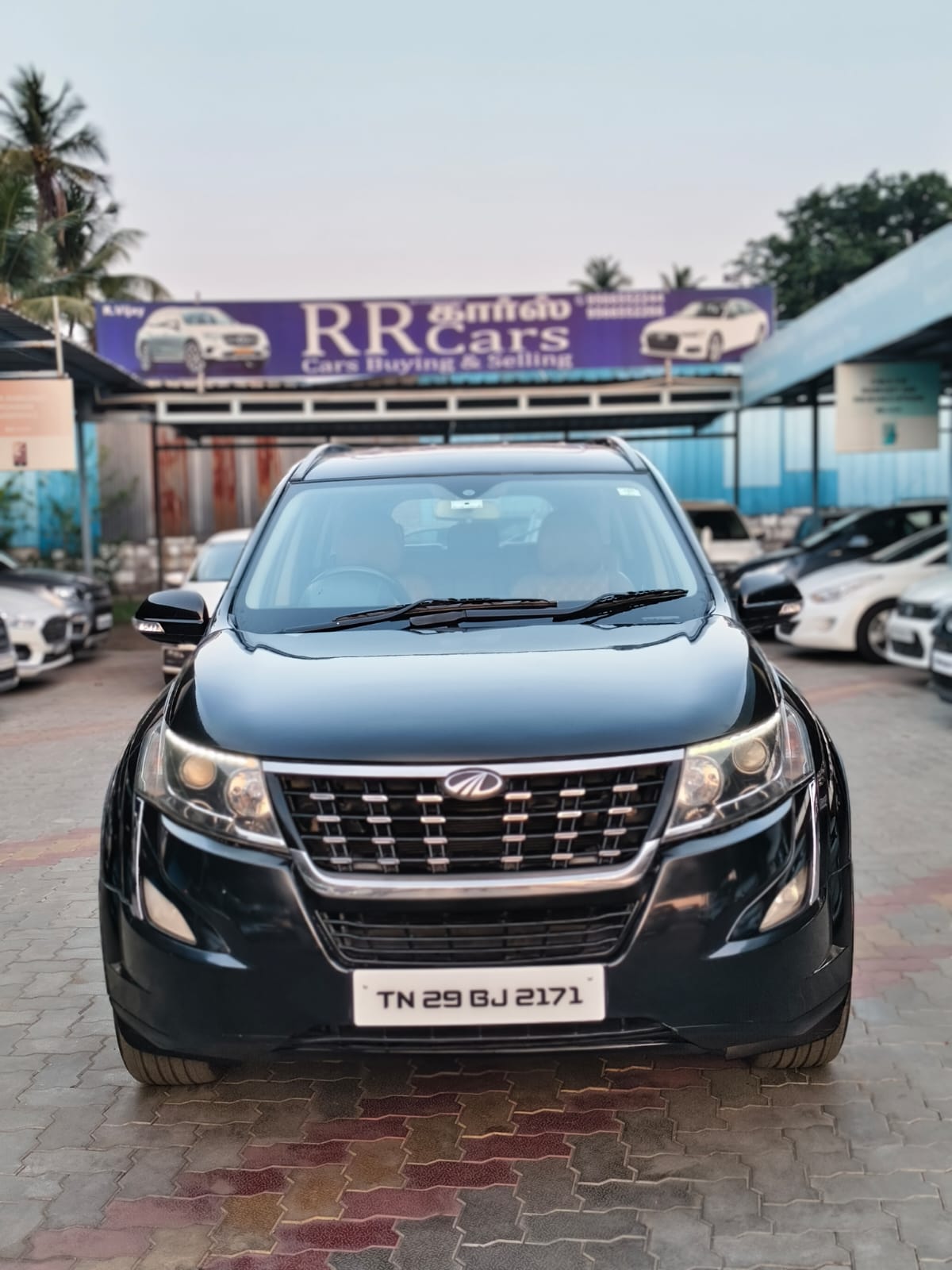 Mahindra XUV 500