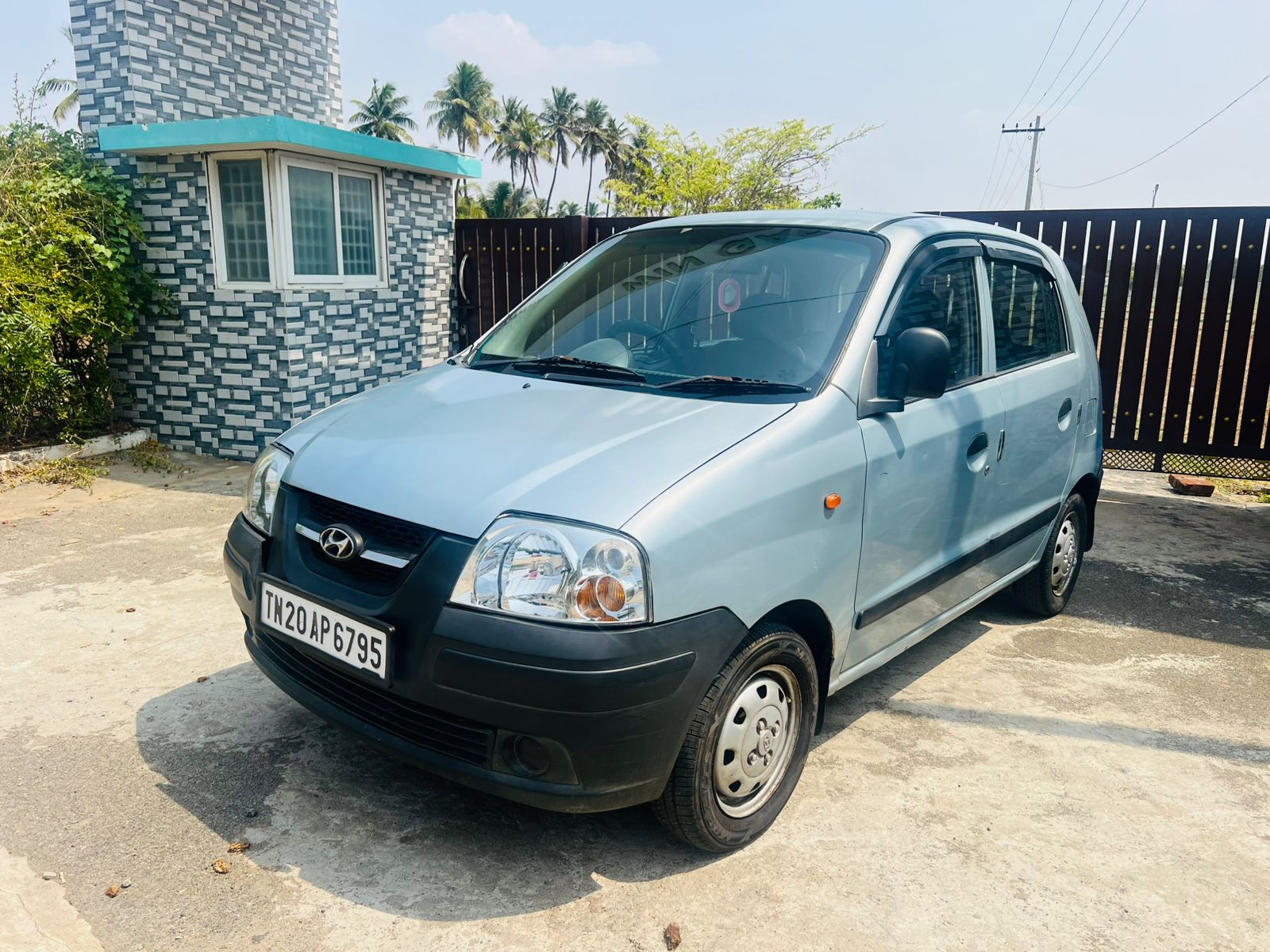 Hyundai Santro - Image 3