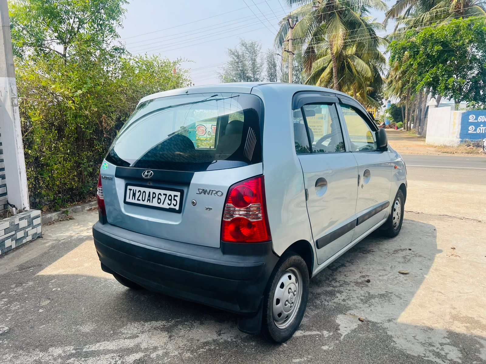 Hyundai Santro - Image 11