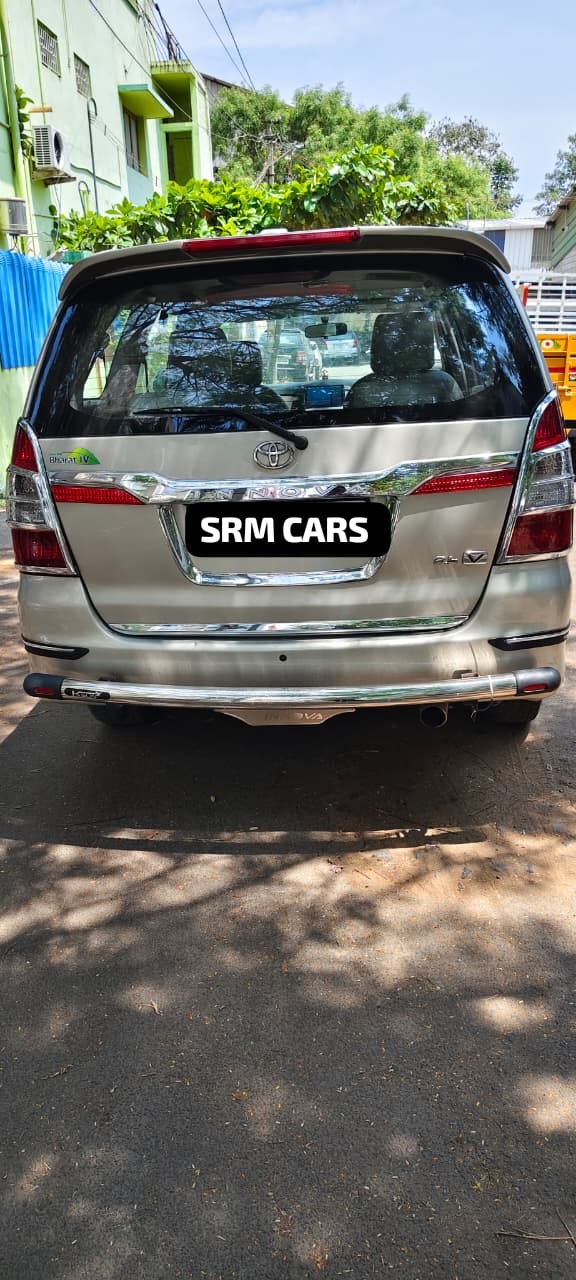 Toyota Innova - Image 13