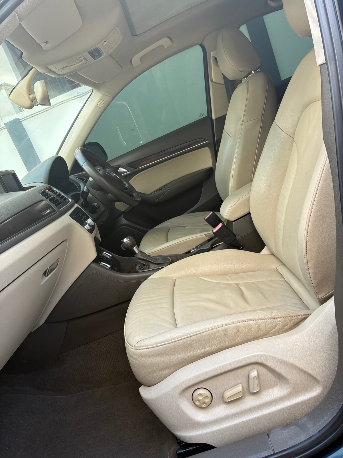 Audi Q3 - Image 6