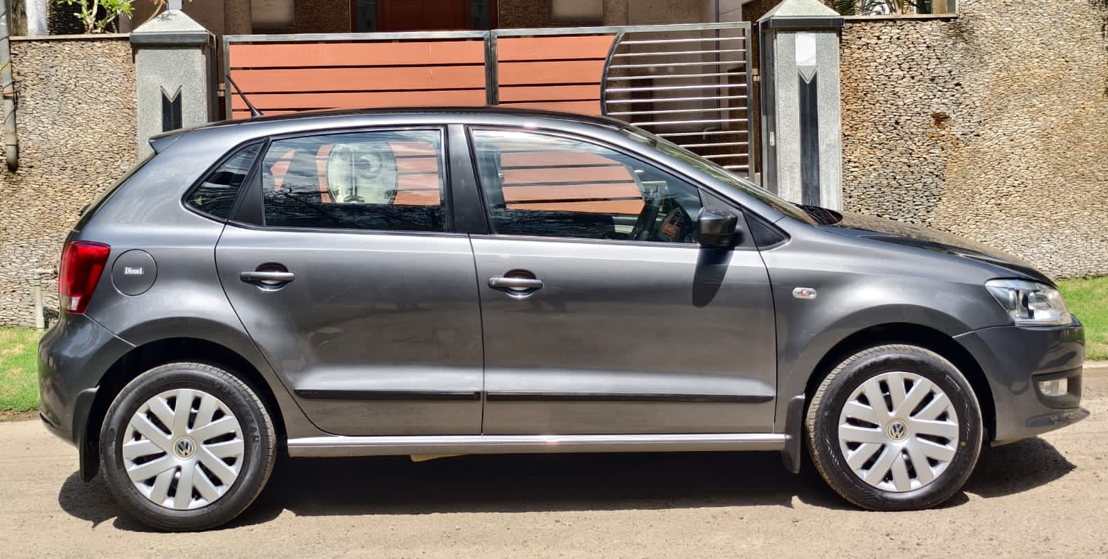 Volkswagen Polo - Image 7