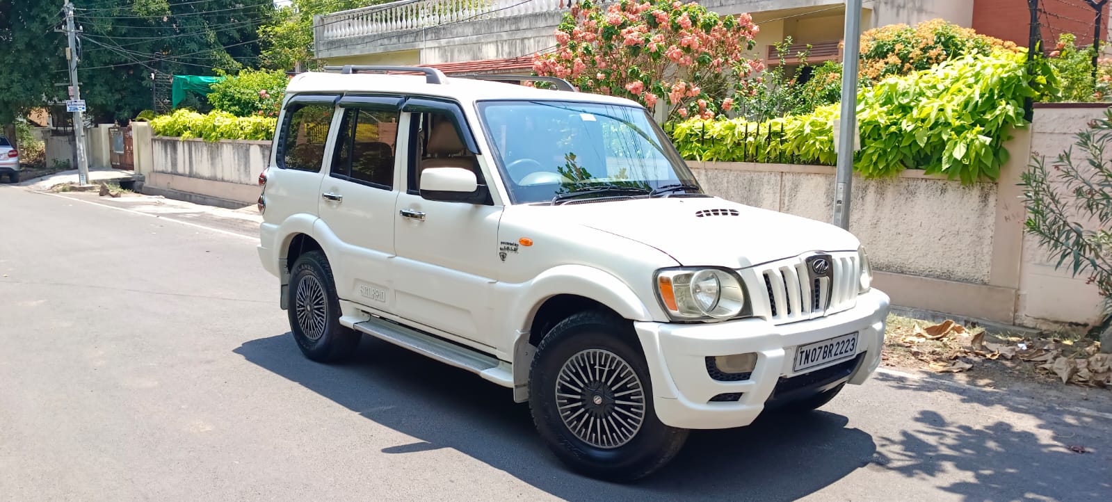 Mahindra Scorpio - Image 10