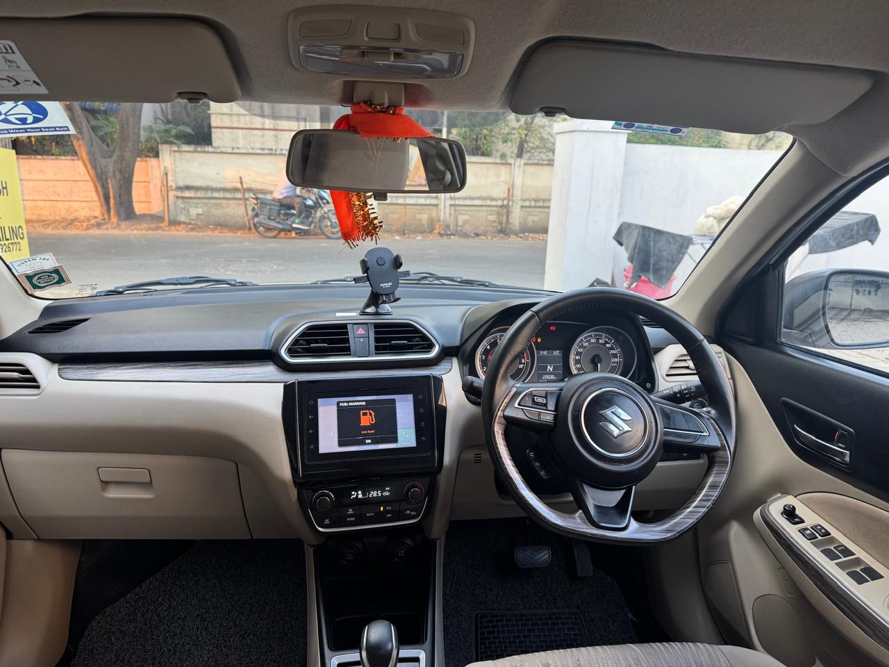 Maruti Suzuki Swift dzire