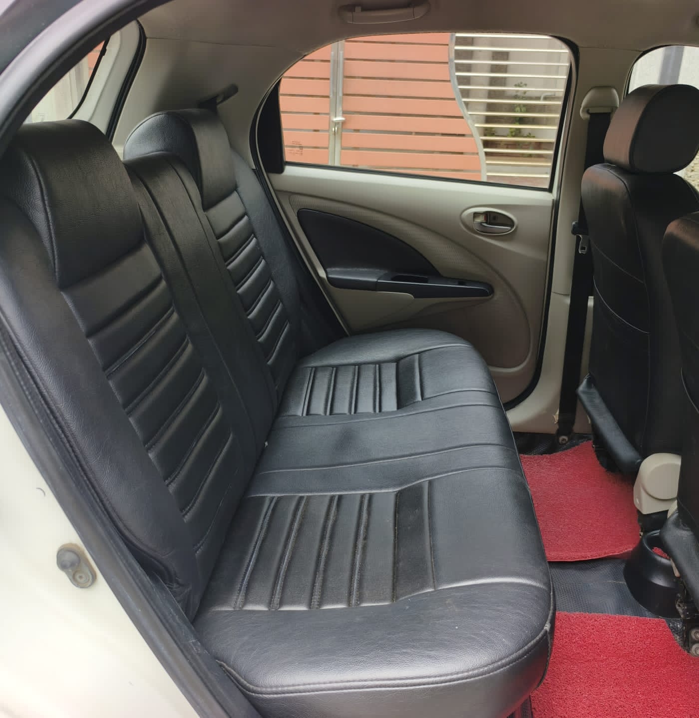 Toyota Etios Liva - Image 9