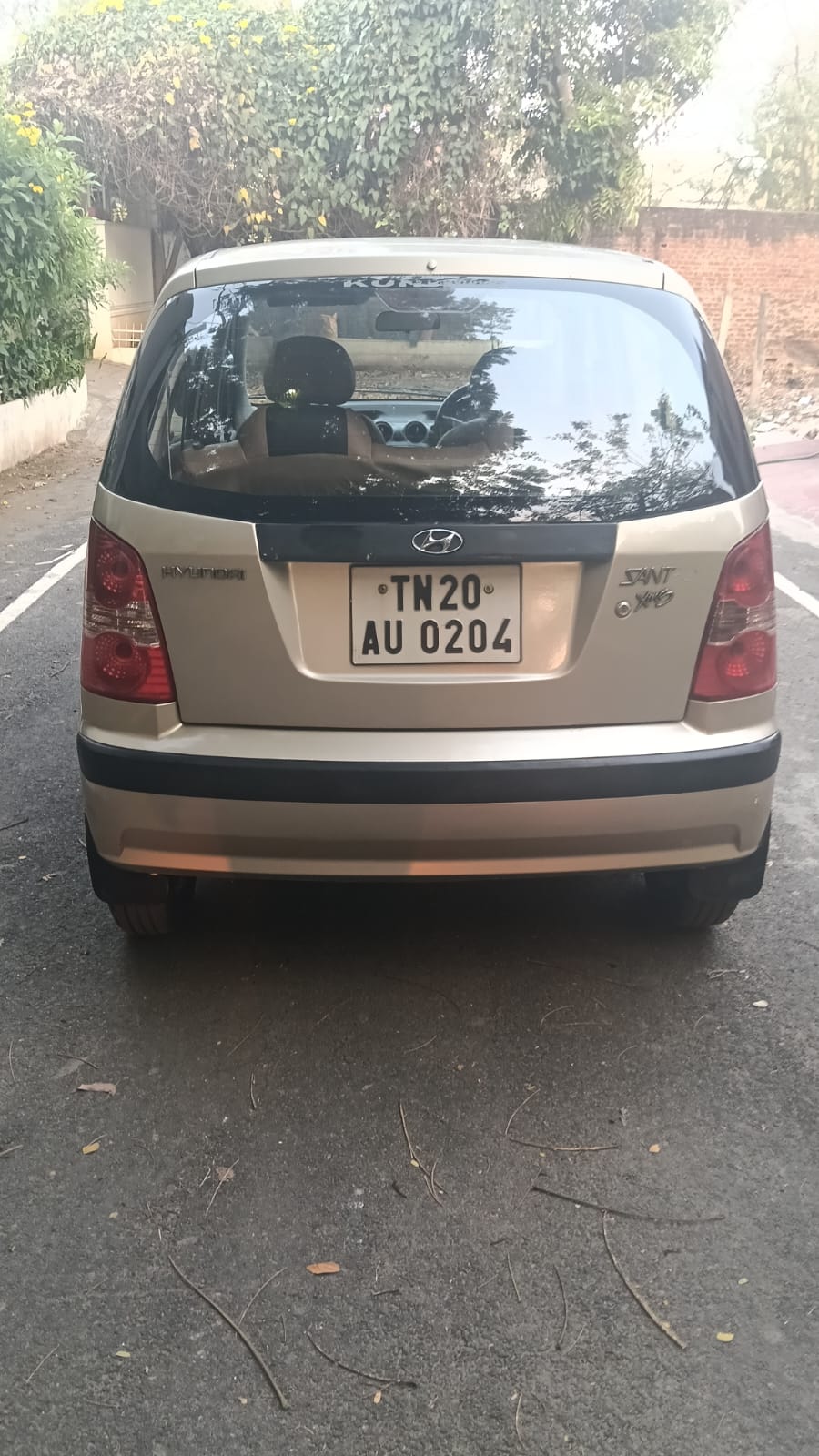 Hyundai Santro Xing - Image 16