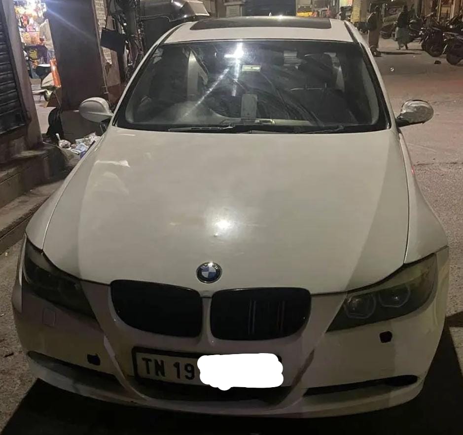 BMW 320