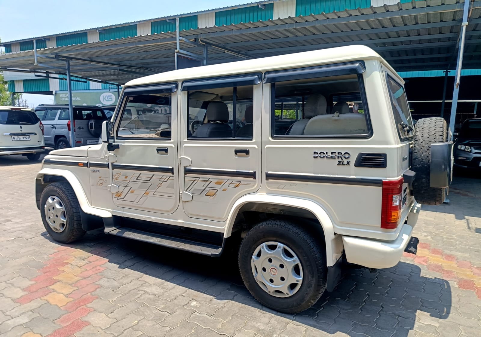Mahindra Bolero - Image 3
