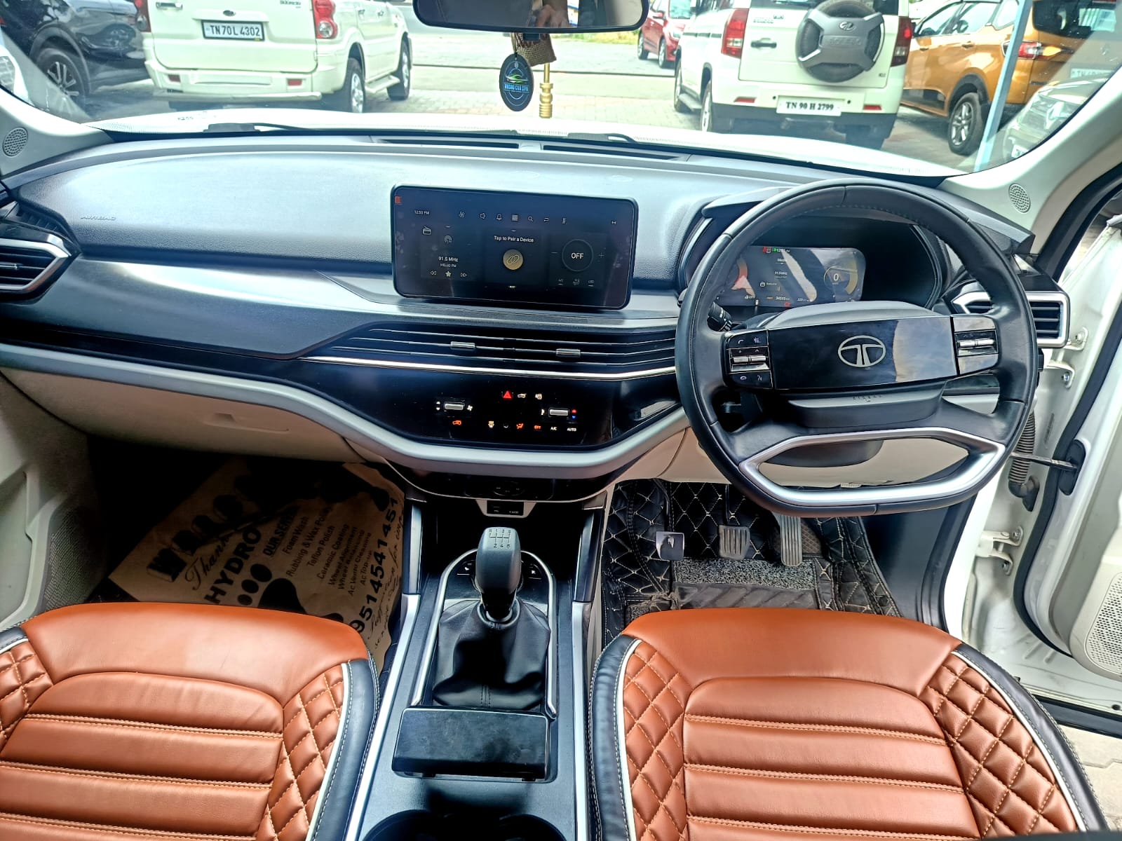 Tata Safari