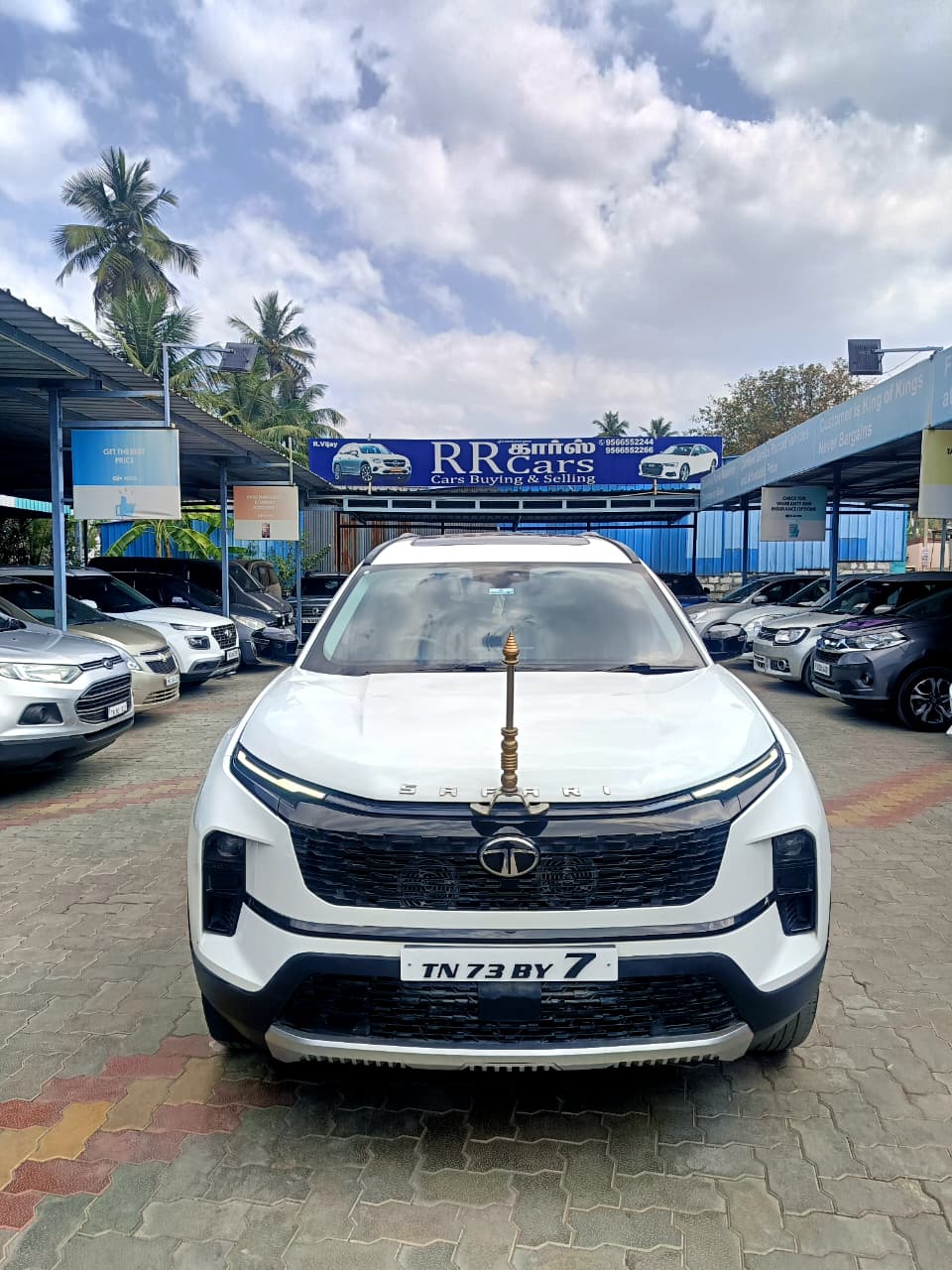 Tata Safari - Image 8