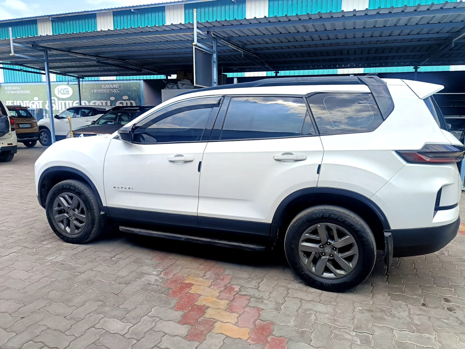 Tata Safari - Image 3