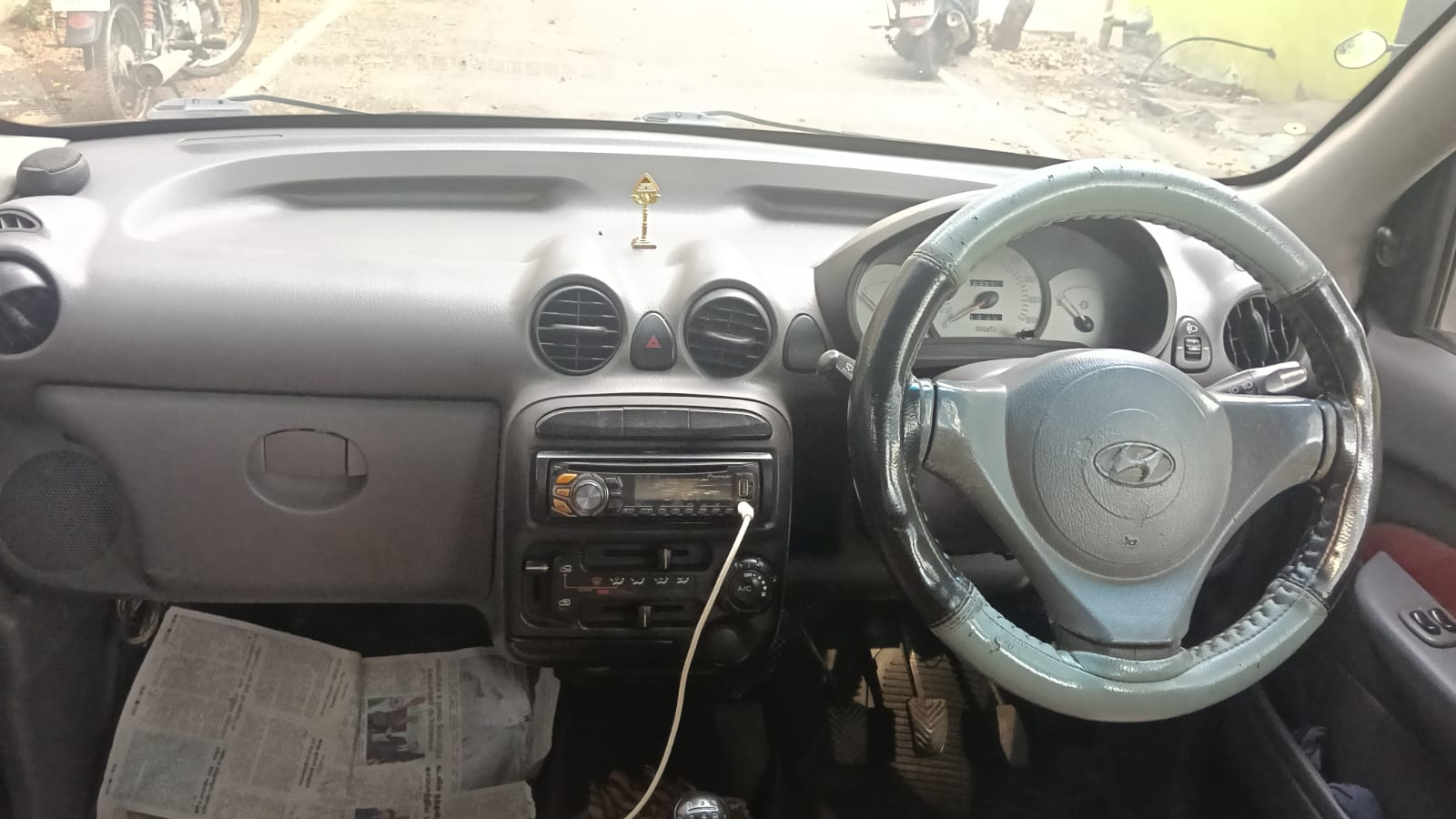 Hyundai Santro Xing - Image 8