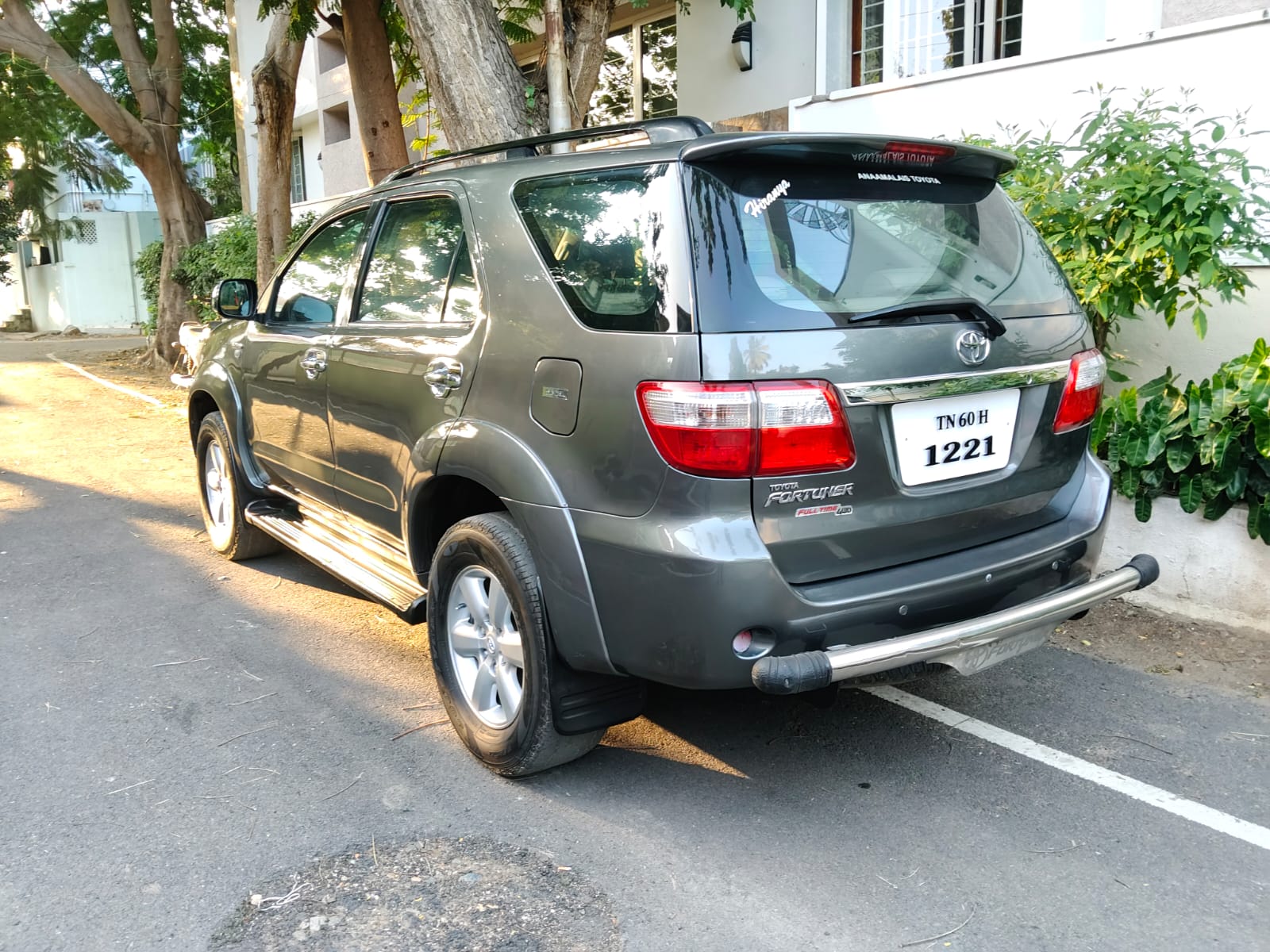 Toyota Fortuner - Image 11
