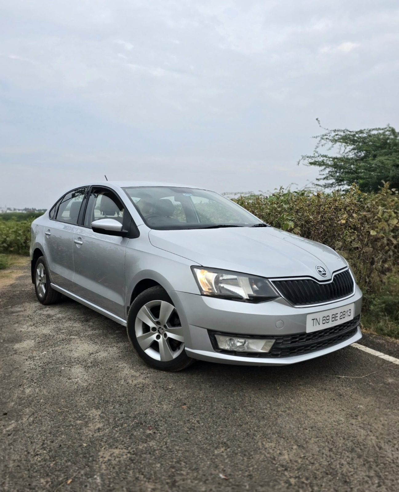 Skoda Rapid - Image 11