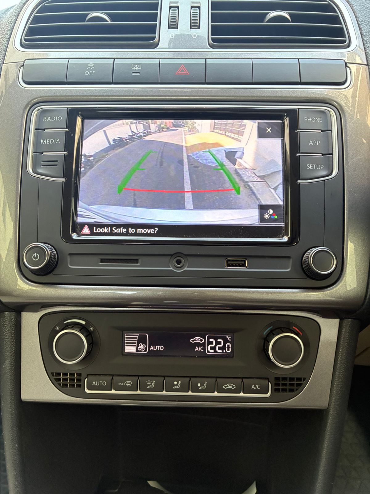 Volkswagen Vento - Image 3