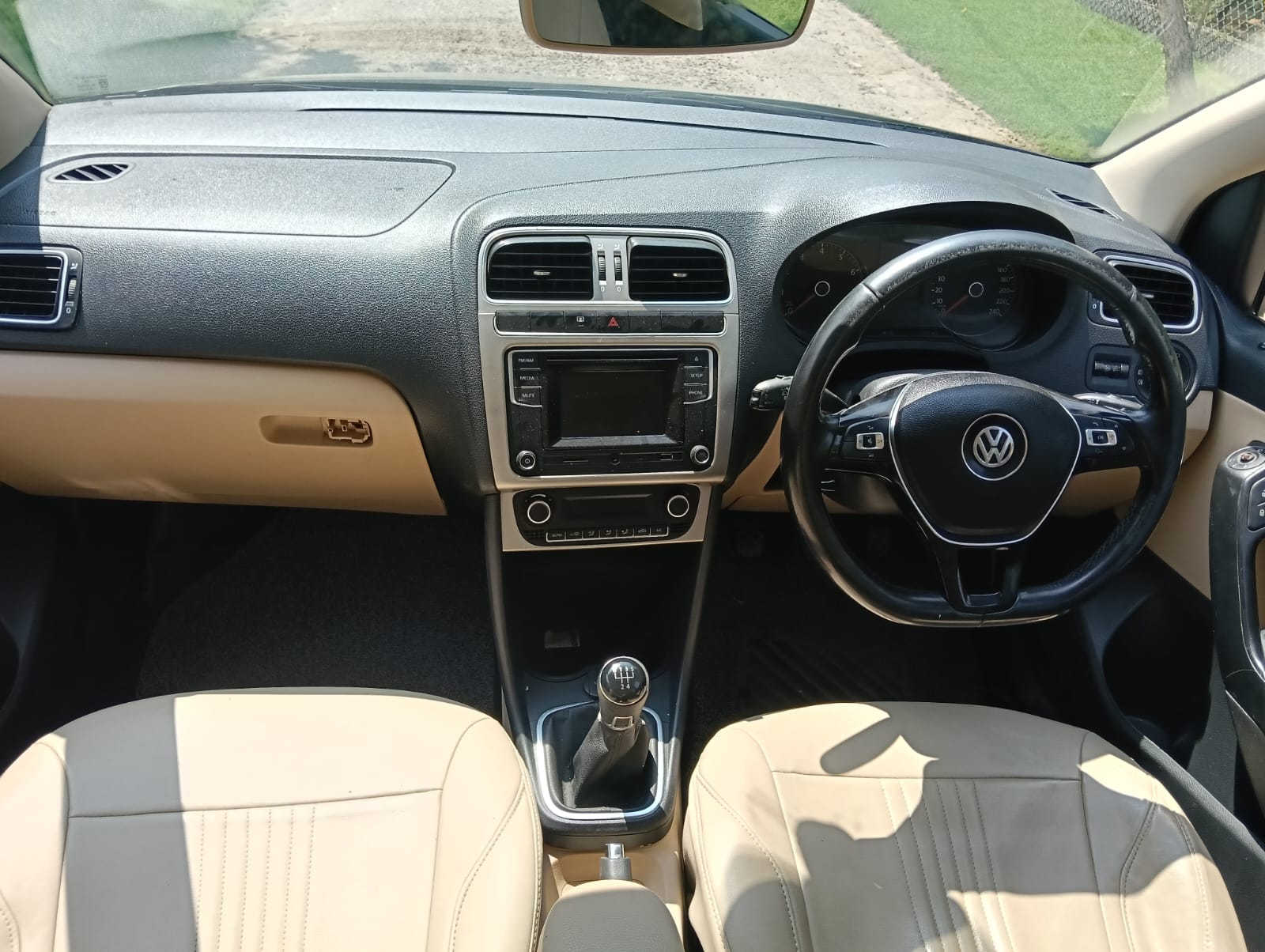Volkswagen AMEO - Image 9