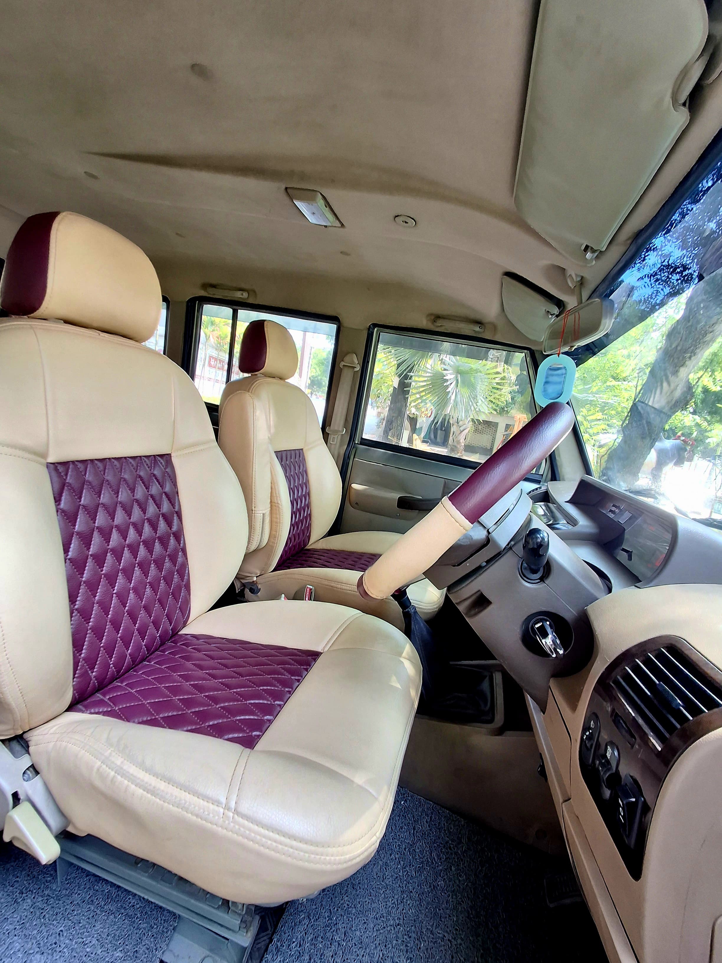 Mahindra Bolero - Image 15