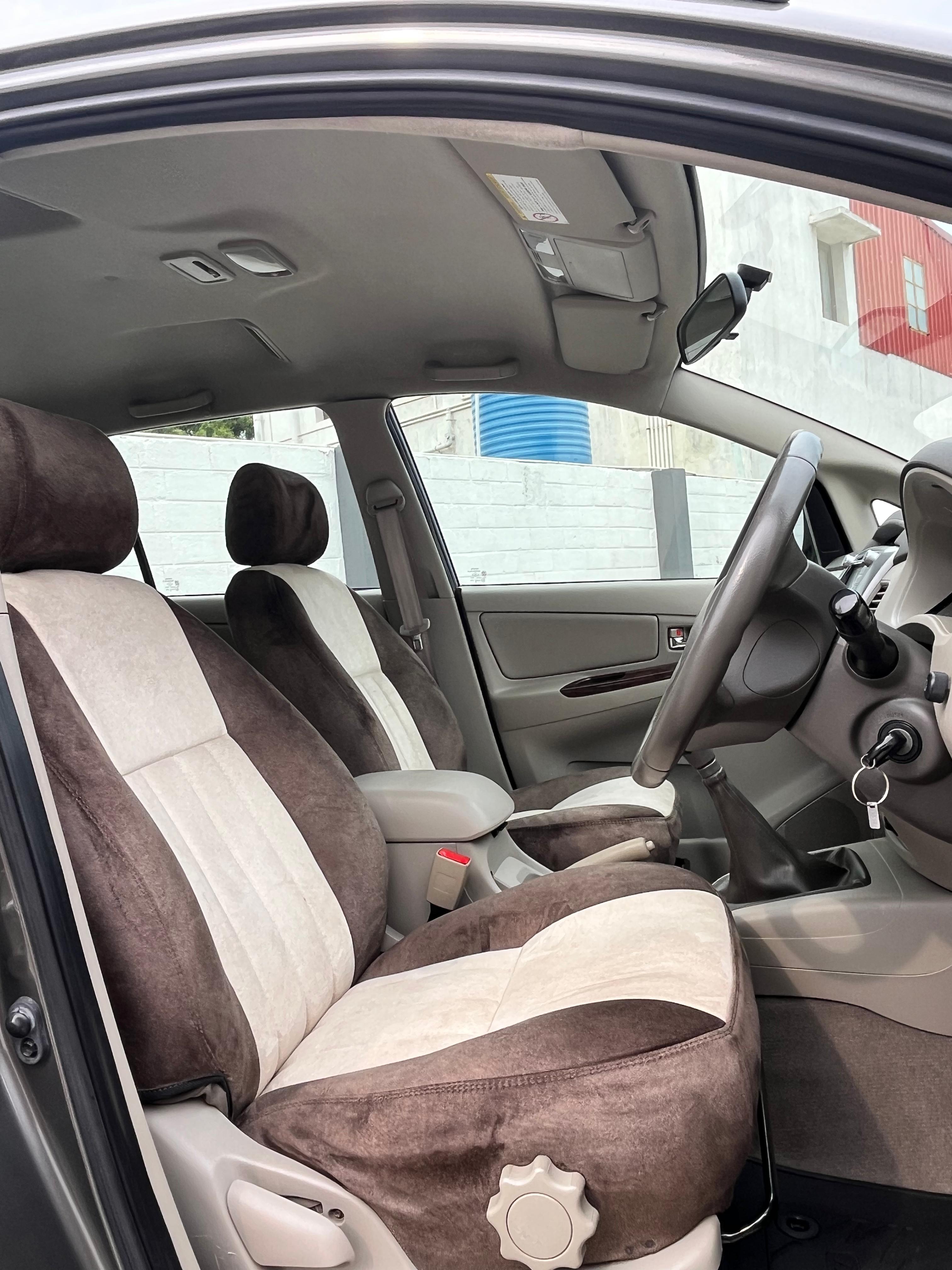 Toyota Innova - Image 6