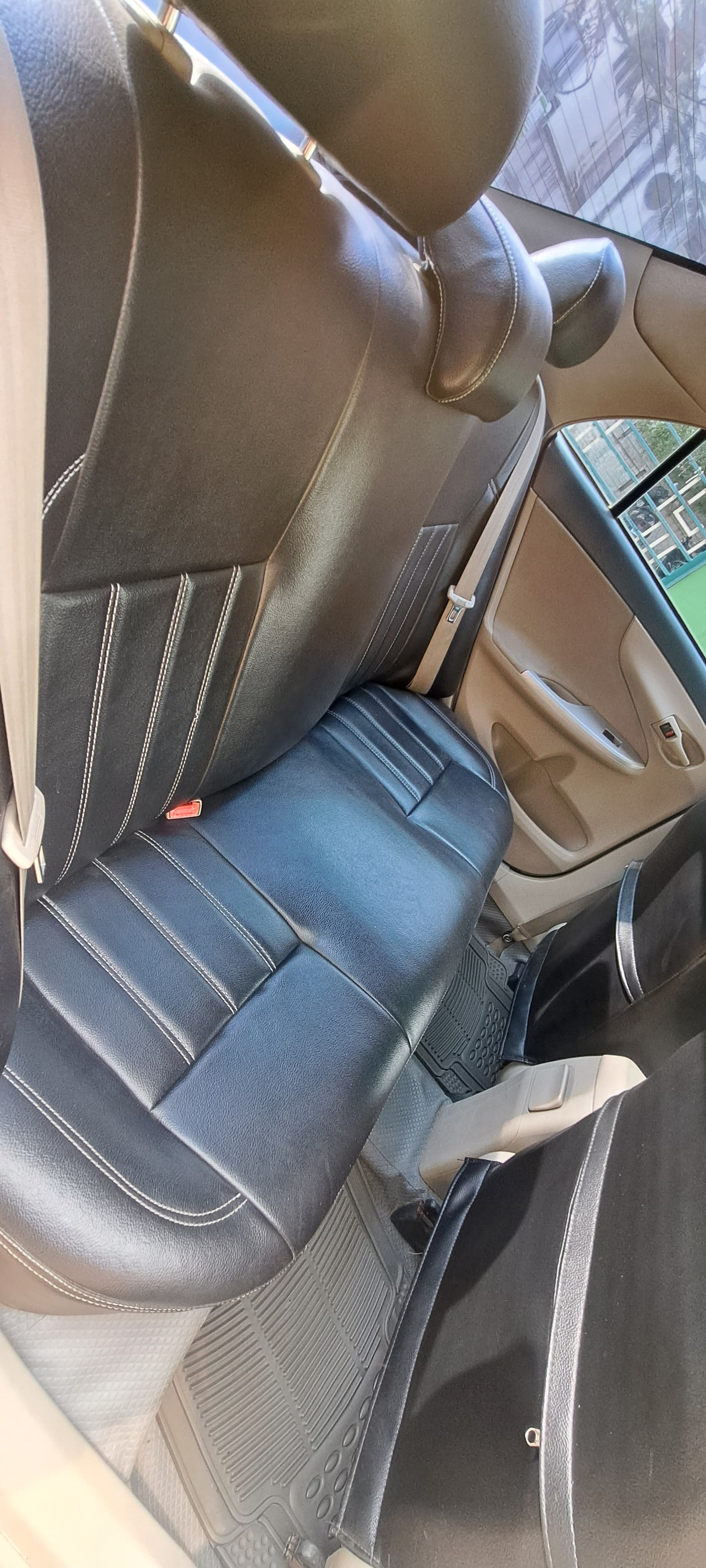 Toyota Corolla Altis - Image 16