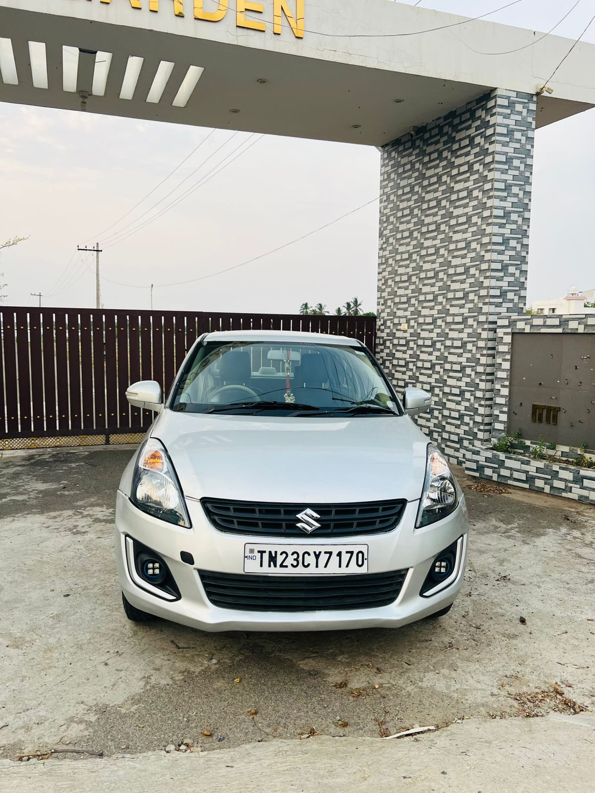 Maruti Suzuki Swift dzire