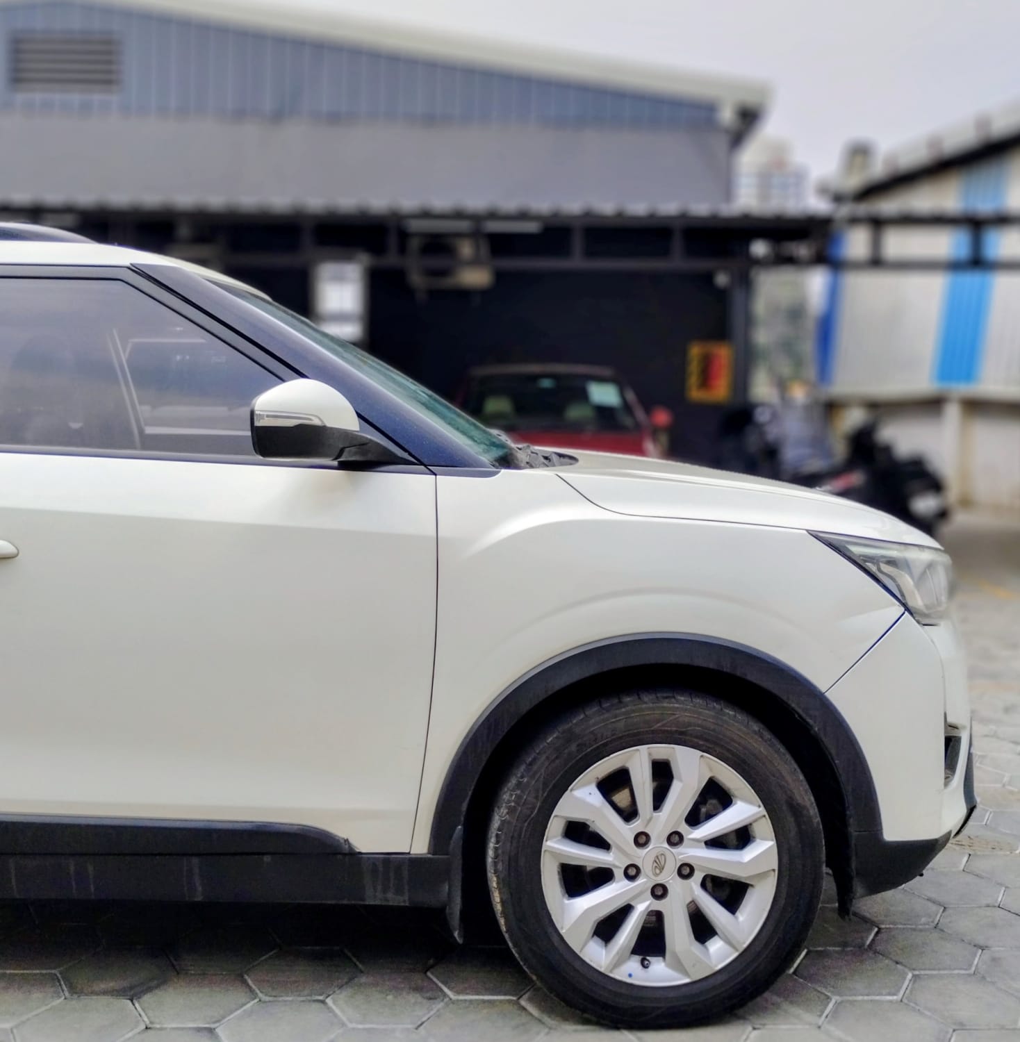 Mahindra XUV300