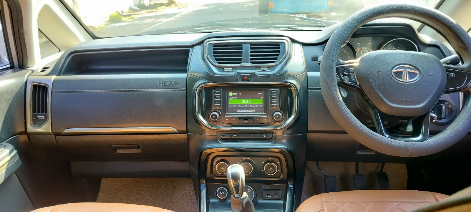 Tata Hexa