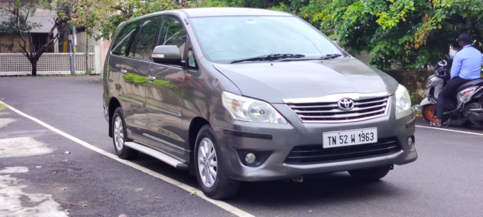 Toyota Innova - Image 16