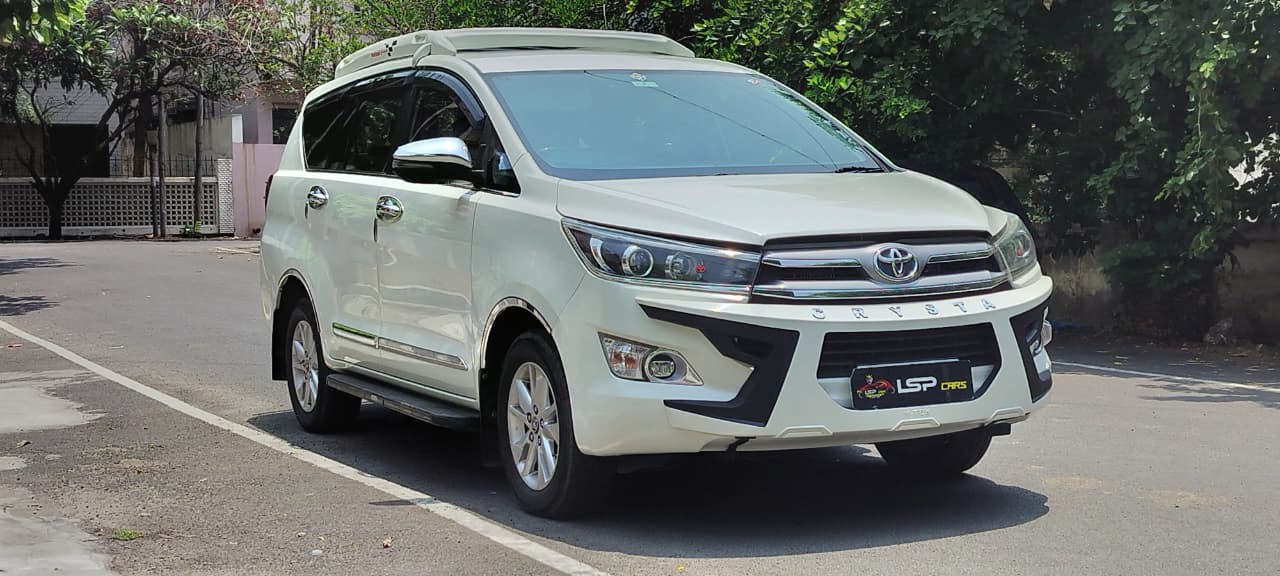 Toyota Innova Crysta - Image 13