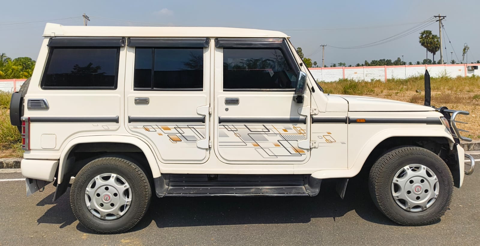 Mahindra Bolero