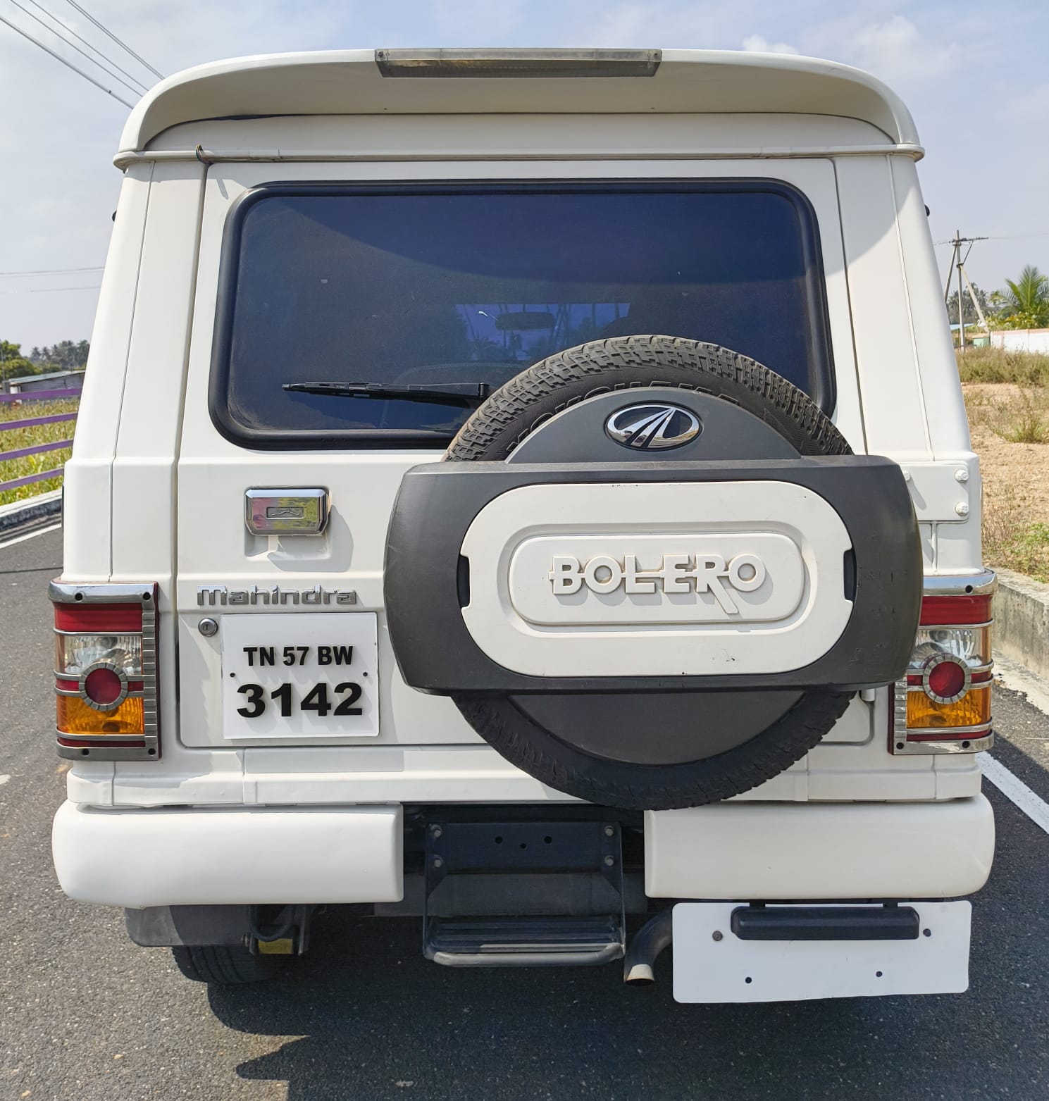 Mahindra Bolero - Image 15