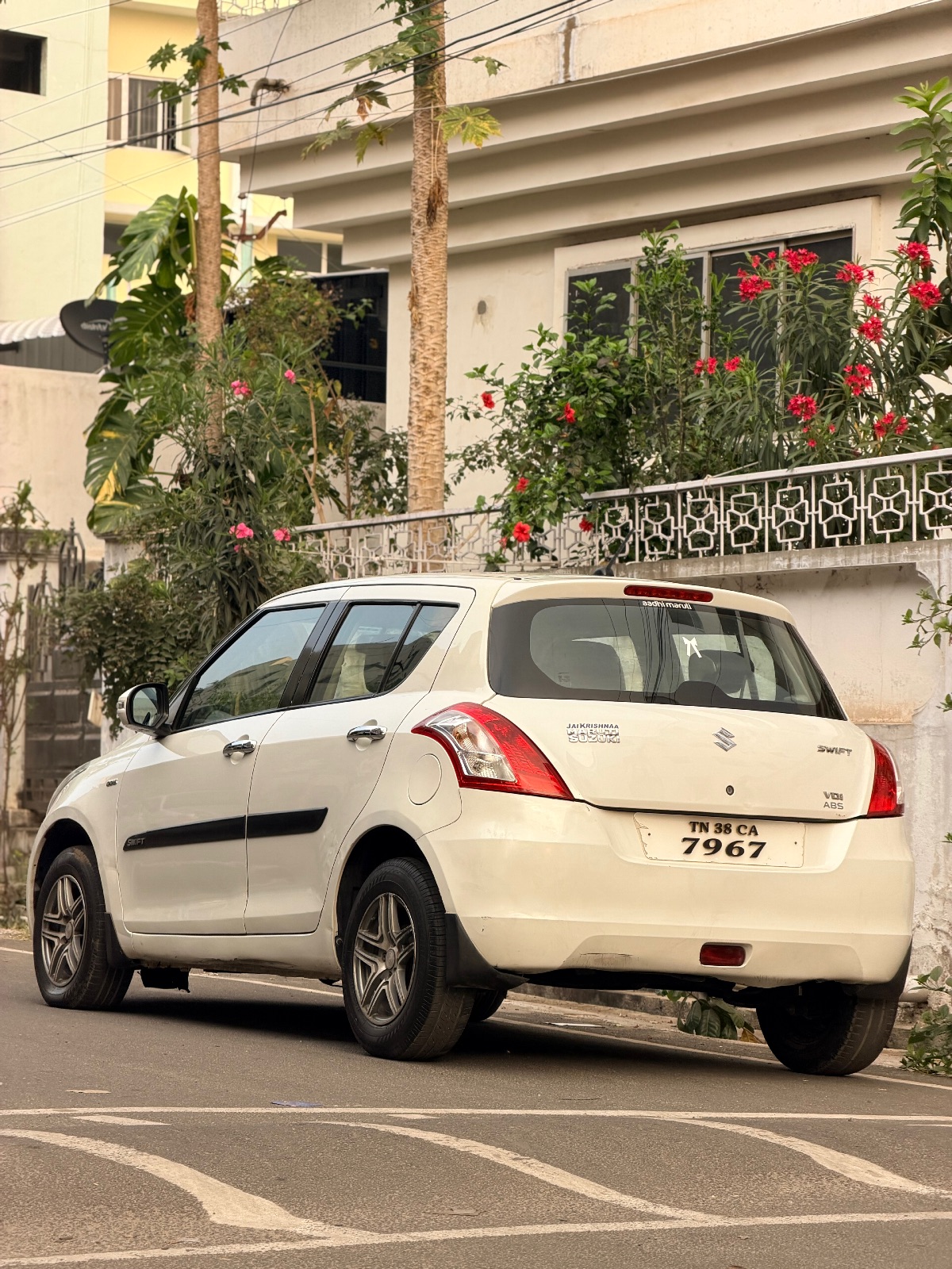 Maruti Suzuki Swift - Image 17
