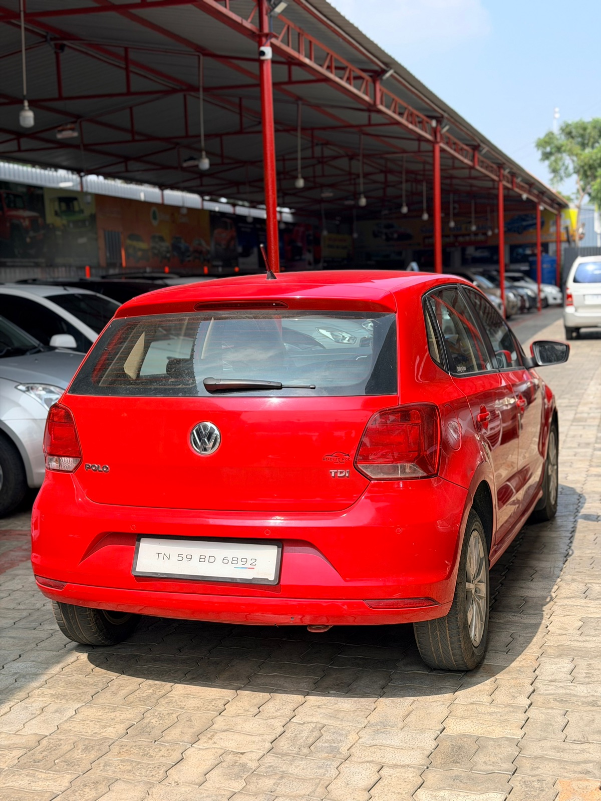 Volkswagen Polo - Image 11