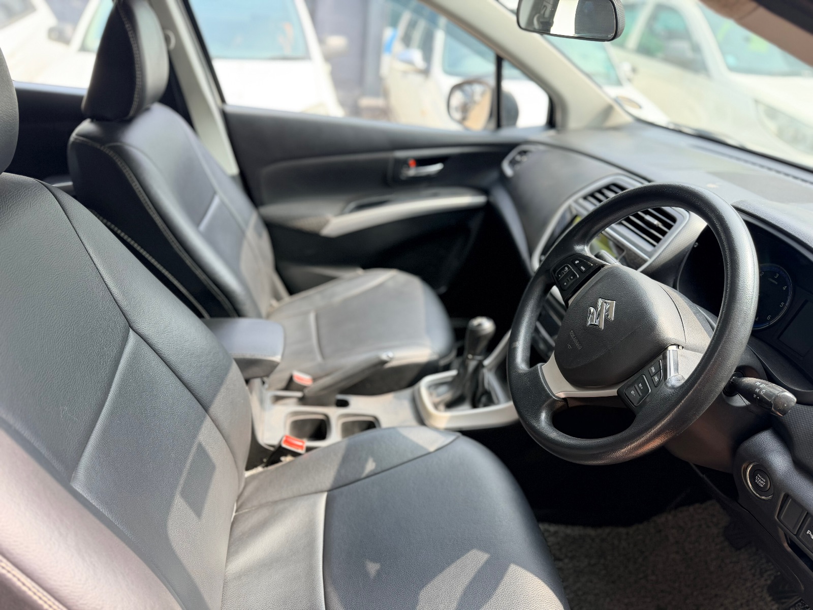 Toyota Etios - Image 2