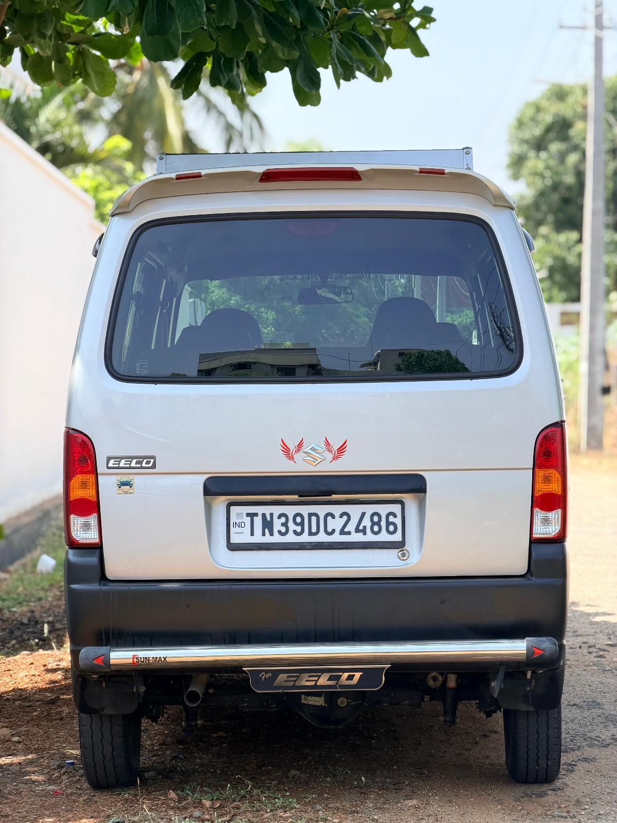 Maruti Suzuki Eeco - Image 14
