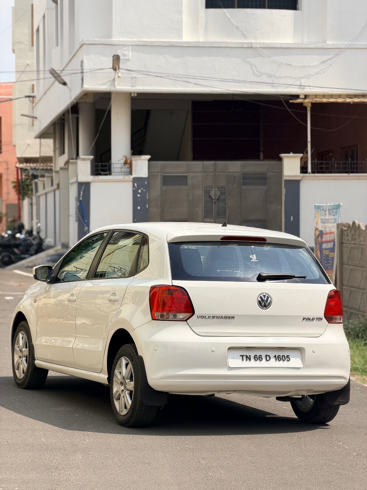 Volkswagen Polo - Image 8