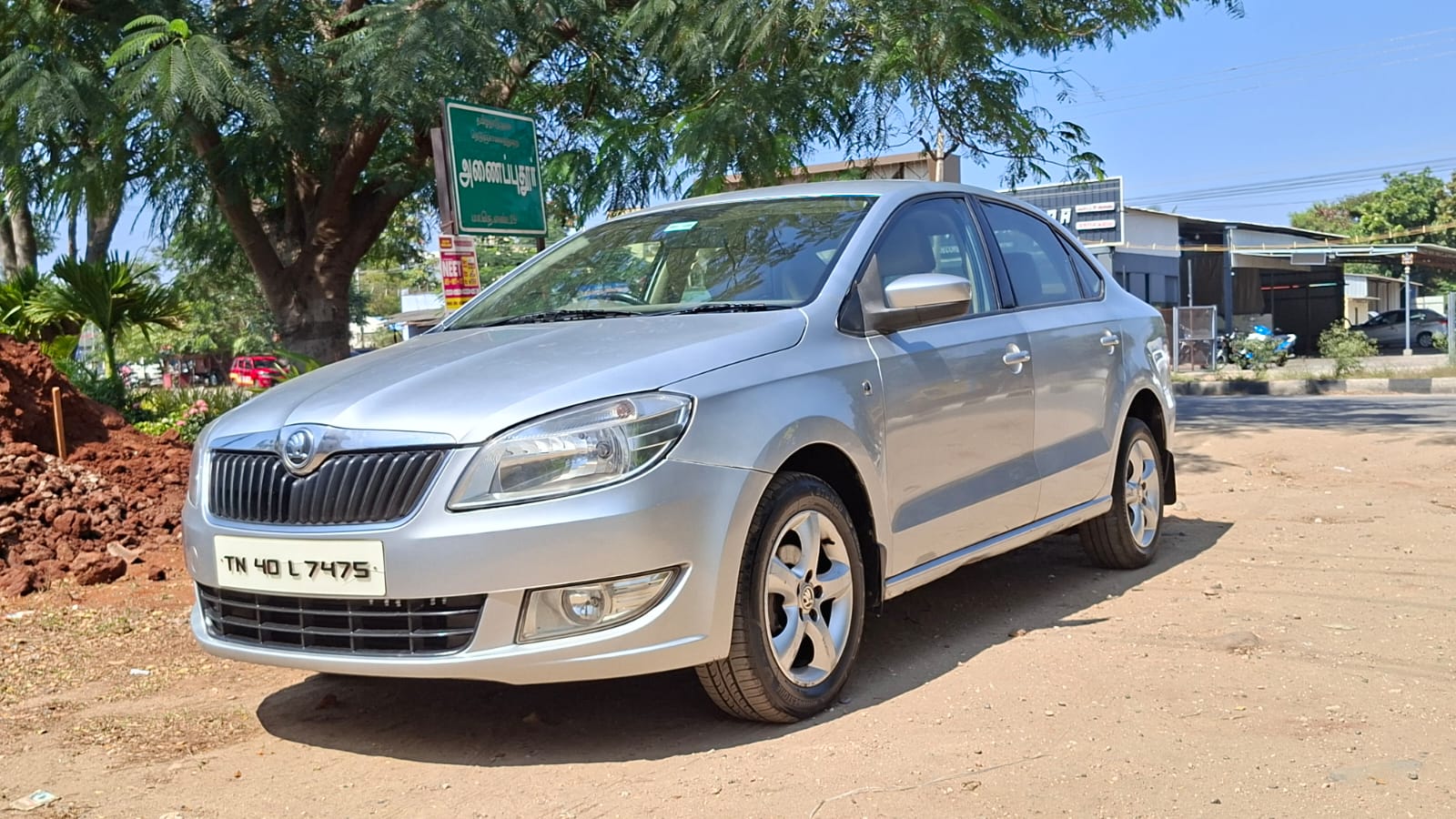 Skoda Rapid - Image 5
