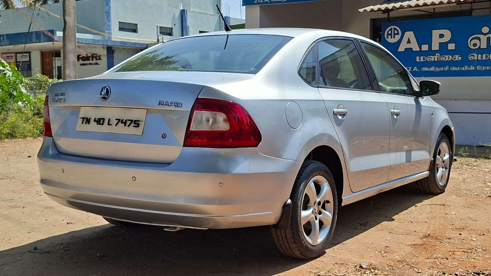 Skoda Rapid - Image 3