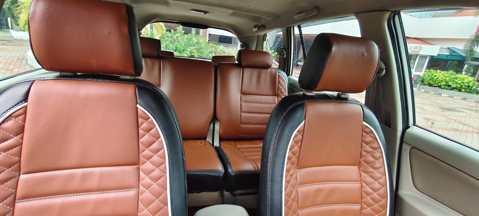 Toyota Innova - Image 3