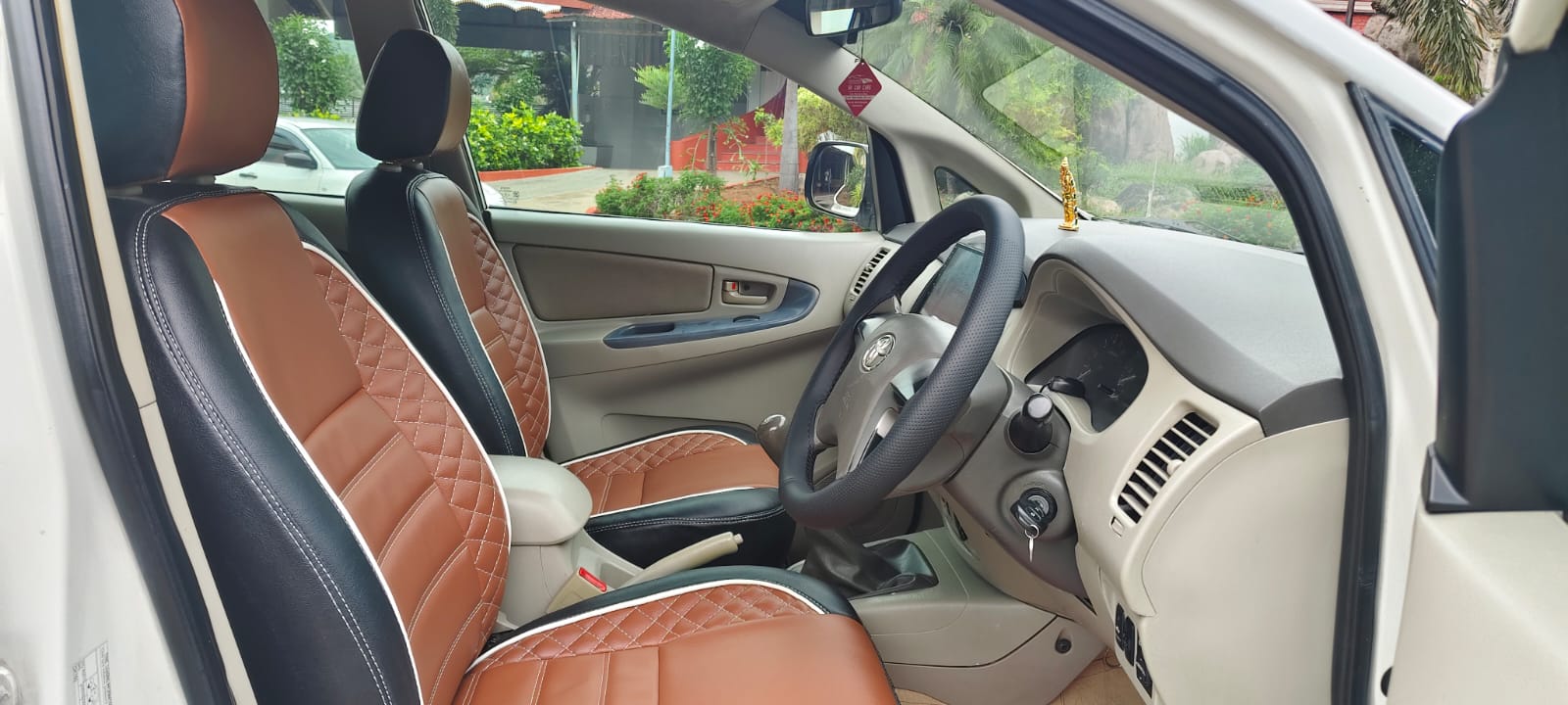 Toyota Innova - Image 6