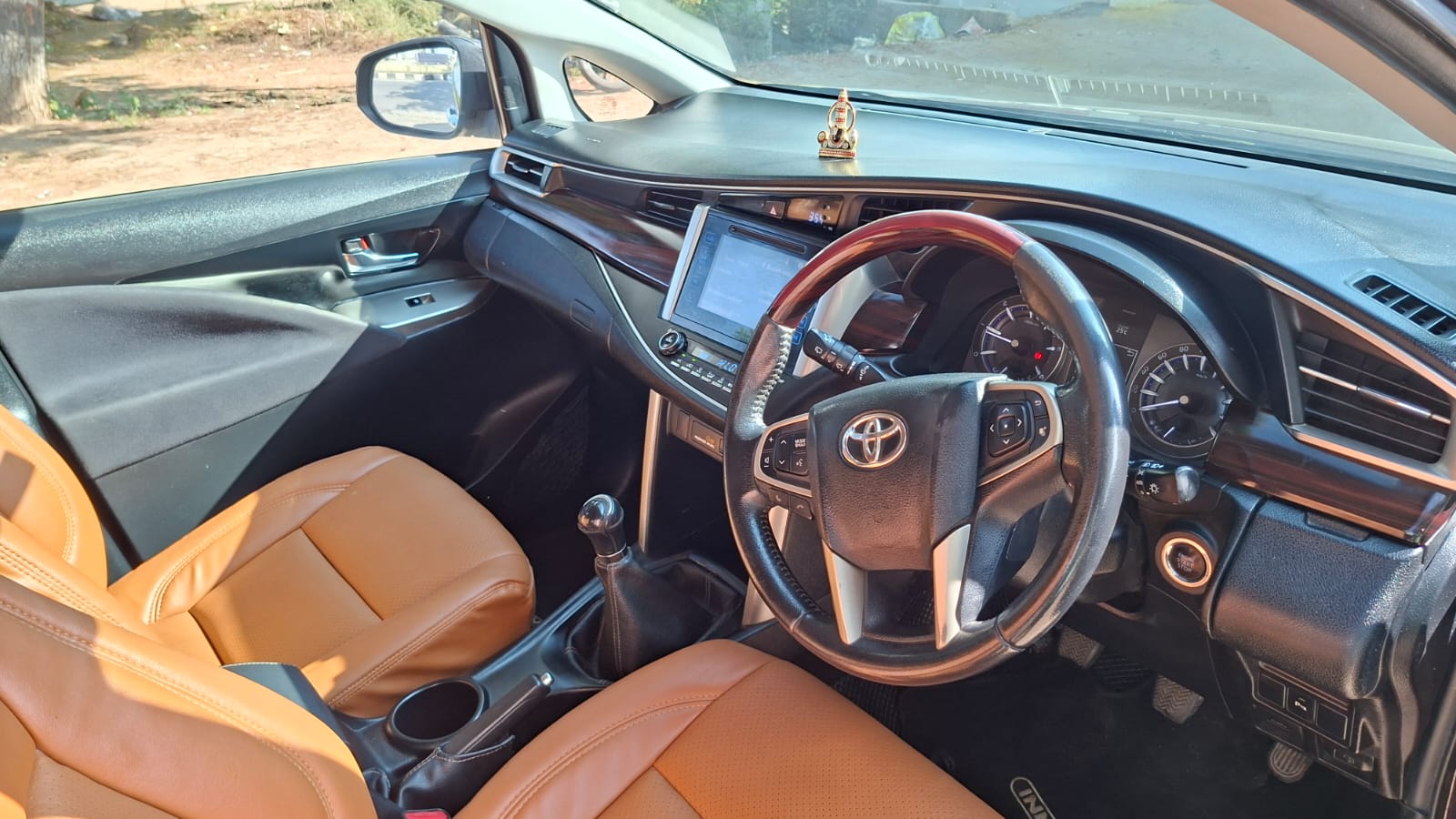 Toyota Innova Crysta - Image 6