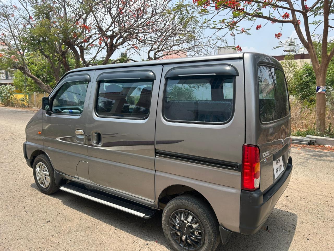 Maruti Suzuki Eeco - Image 5