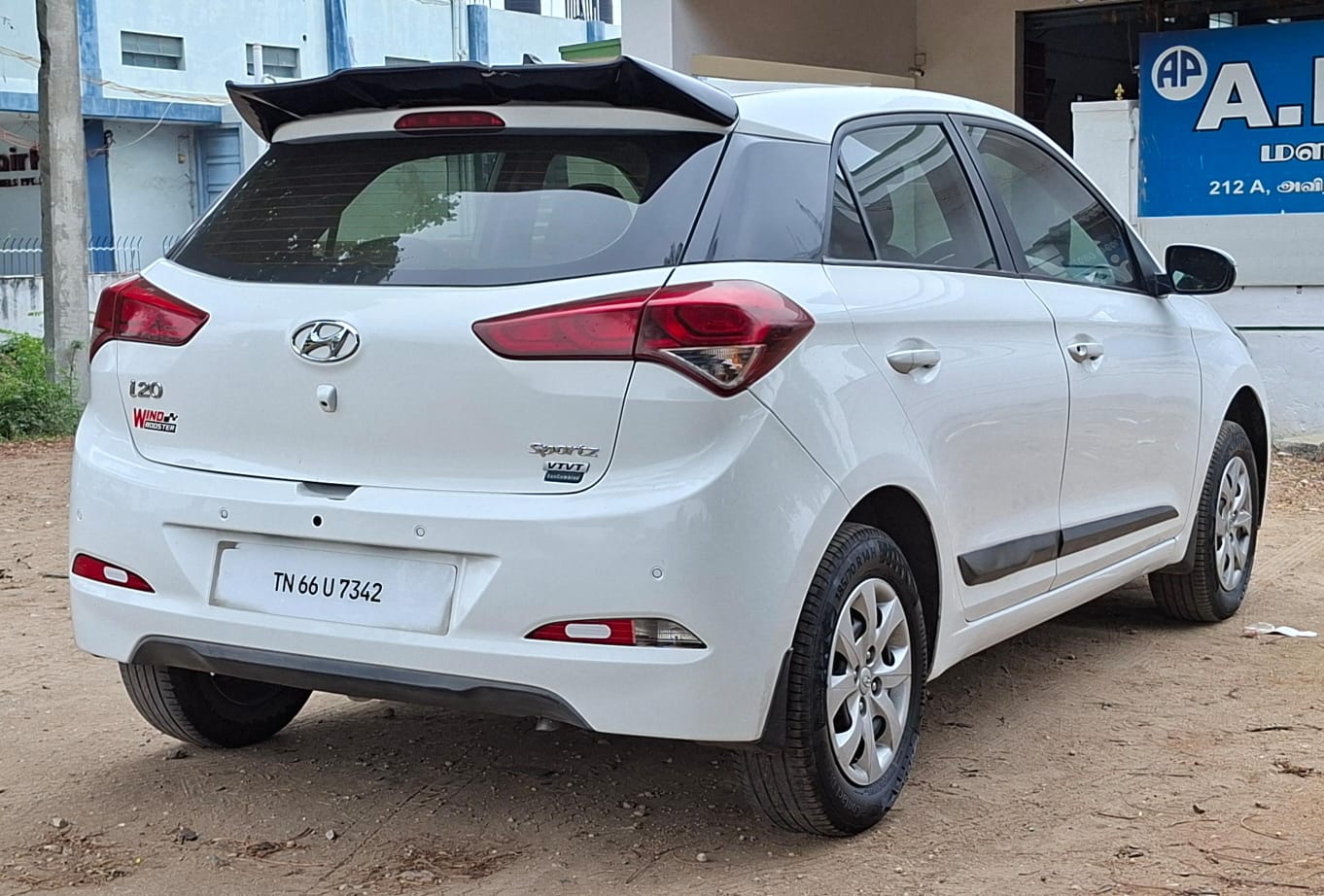 Hyundai i20 - Image 5